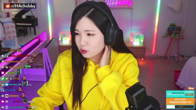 App used Hachu's clip in their ad