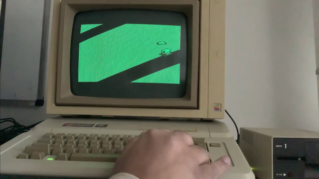 Streamer boots up Oregon Trail on Apple IIe
