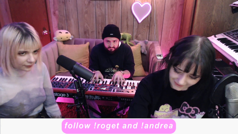 SICKO MODE producer and sisters perform song on stream