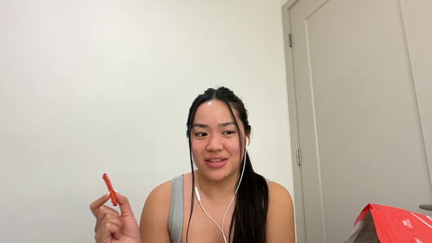 cutesylovey explains how dentists can tell if you eat takis