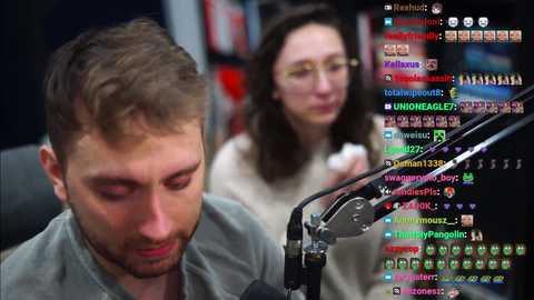 Atrioc issues apology and says he tries to build a safe environment for women on Twitch and got lured by an AD