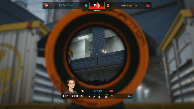 Don't give Csgo pros glass desks