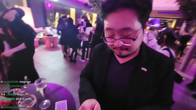 GIGACHAD magician at twitch Korea party