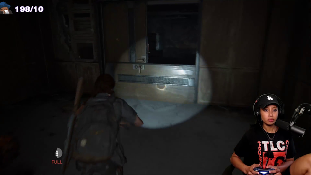 Ellie gets her wig snatched by an infected