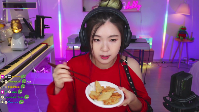 Hachubby enjoys food she cooked