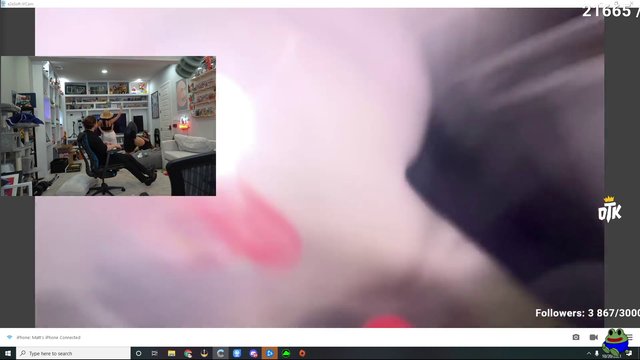 POV: Minx catches you falling