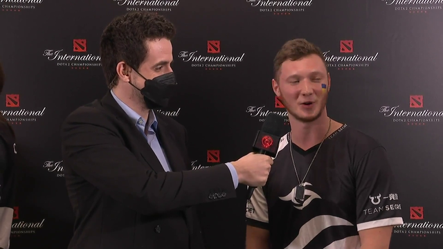 Resolut1on shows love for Ukraine after securing a slot in the TI11 Finals