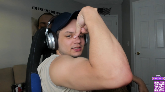 erobb shows what arm he jacks off with