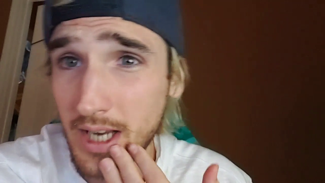 Mitch getting resubs without having a sub button. Twitch taking 100%?