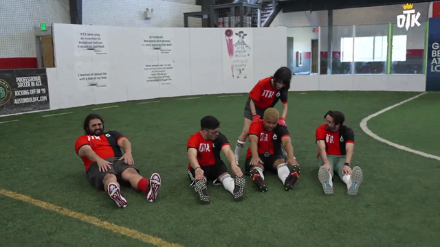 Rich and Asmon speechless during team stretches