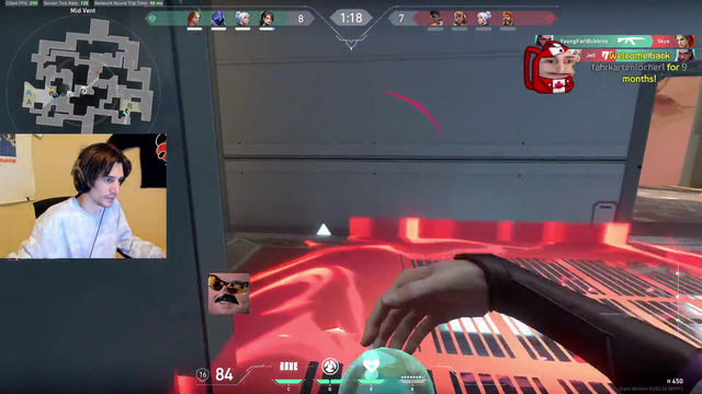 xQc hits a crazy shot and then his inner self slips out