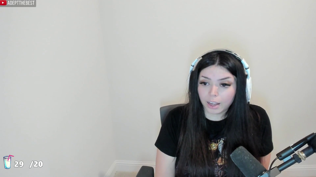 HDMI Adapter says that she went to Las Vegas with xQc last month & hints that the girl that called her on May 15th is Franyatta (xQc's rumored new girlfriend) & that Franyatta tried to swindle for silence money (More Context In The Comments)