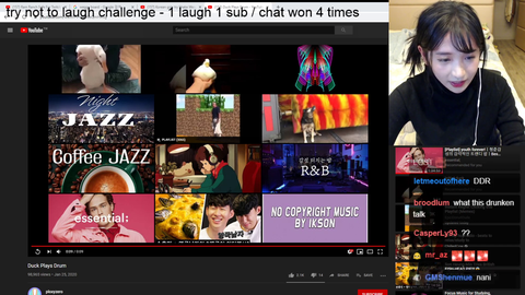 Jinnitty evaluates chat's sexuality and is disappointed.