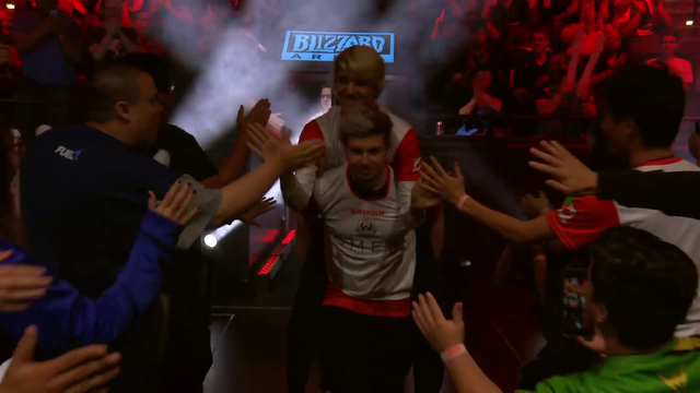 xQc getting carried