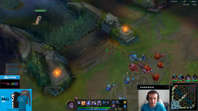 Earthquake on Croatian pro League of Legends player stream.