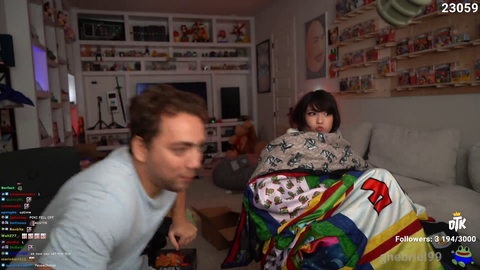 Pokimane and Mizkif make a bet