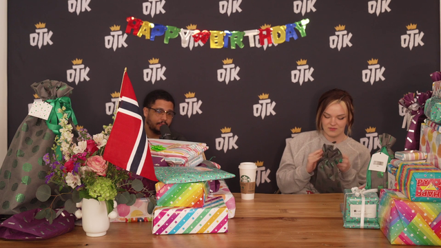 Malena doesn't want to open a gift