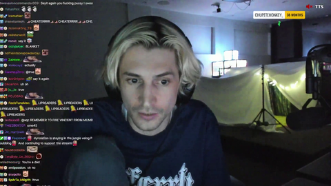 xQc defends himself after being accused of being physically abusive by Adept
