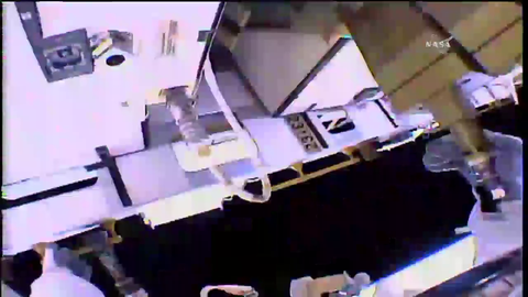 Nasa "loses" a hook during a space walk.