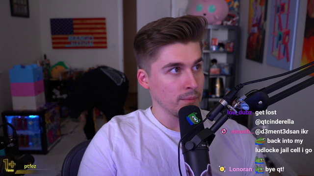 QTCinderella gets penetrated on stream