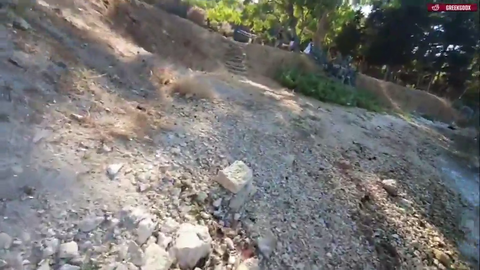 Can we get love for greek for cleaning up the beach PogU
