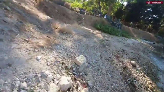 Can we get love for greek for cleaning up the beach PogU