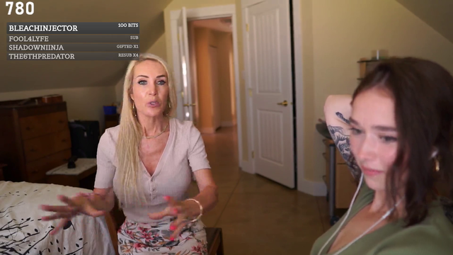Mom talks about adventures with Mötley Crüe