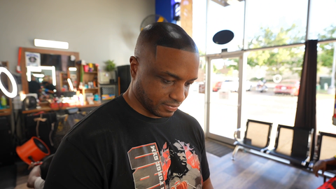 Mizkif - Soda's reaction to Lacari's haircut!