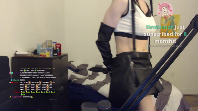 super makes a random girl start his stream