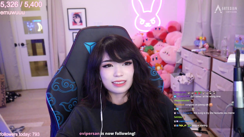 Emiru secretly listens in on Mizkif and Snuffy debate the useability of special underwear for men