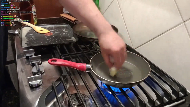 Esfand drops the butter
