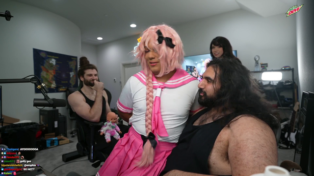 Esfand meets Nicole