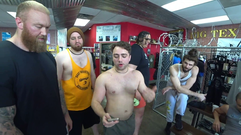 hafthor hugs mizkif