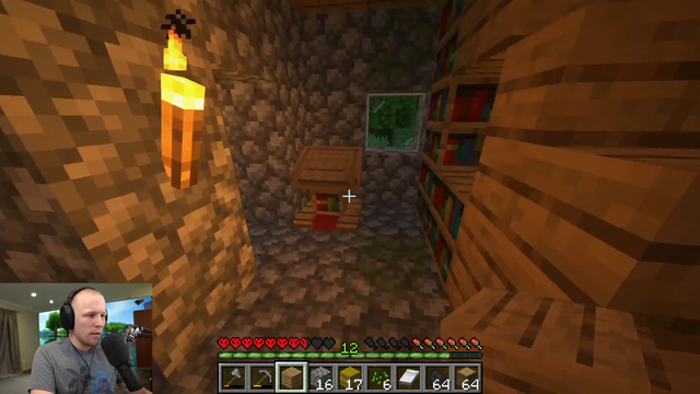 Quin makes A pickaxe :)