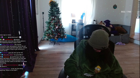 Justaminx went live and she seems seriously ill, almost as if overdosing. Anyone know how to get her help?