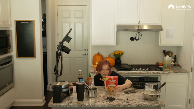Malena realizes Nick has been adding an extra cup of oil to his pancakes.