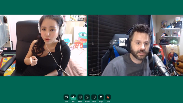 Kiaraakitty guest admits to having OnlyFans account with Fox Suit pics HandsUp monkaW