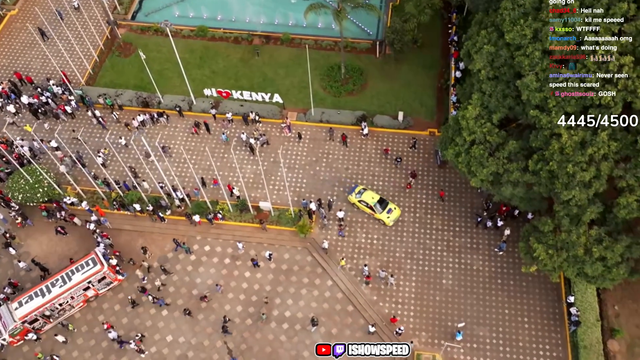 Speed without security nearby gets swarmed by a huge crowd in Kenya