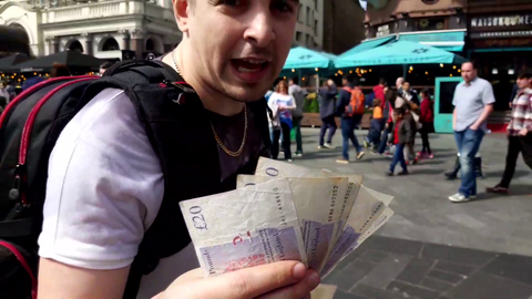 Gross Gore donates 100 to lee sin.