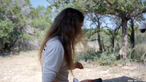 Introducing Alveus' Newest Ambassador, Nolie a Female Emu