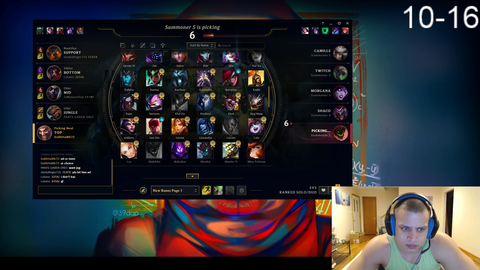 Tyler1 wakes up his fans