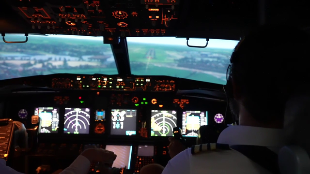 AustinShow - hasan lands a REAL PLANE