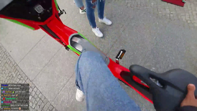 Jinnytty getting scammed in Berlin Germany