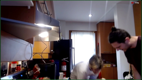 Nick Rates xQc's Food
