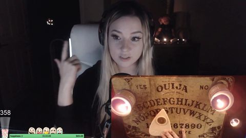 Streamer has ghostly encounter listen close and watch the pumpkin in the back when she gets up