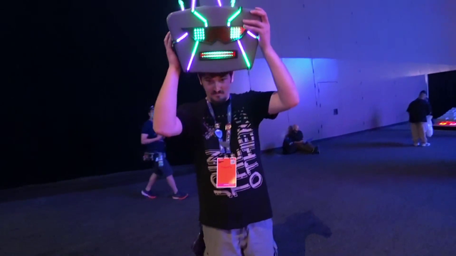Crazy MrDestructoid helmet at TwitchCon