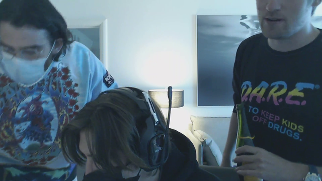 Soda, xQc and Hasan ask Pluto (twitch partner) to get Twitch payed stripers