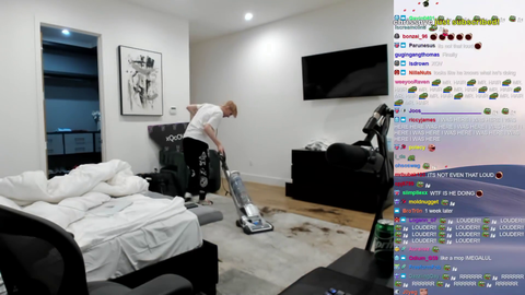 xQc Vaccums For The First Time