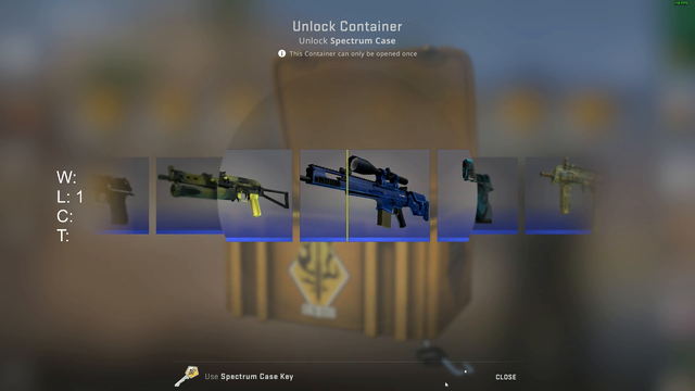 Lirik opens a beautiful knife in CSGO today