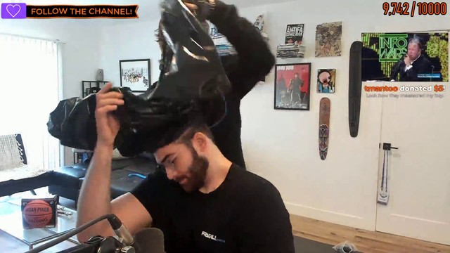 Simple Jack makes an appearance on Twitch